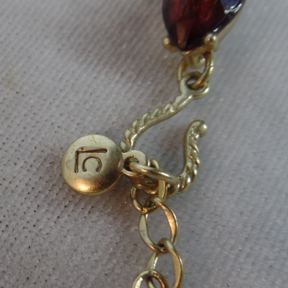 Liz Clairborne Floral Red Stones Necklace Goldtone - Picture 2 of 14